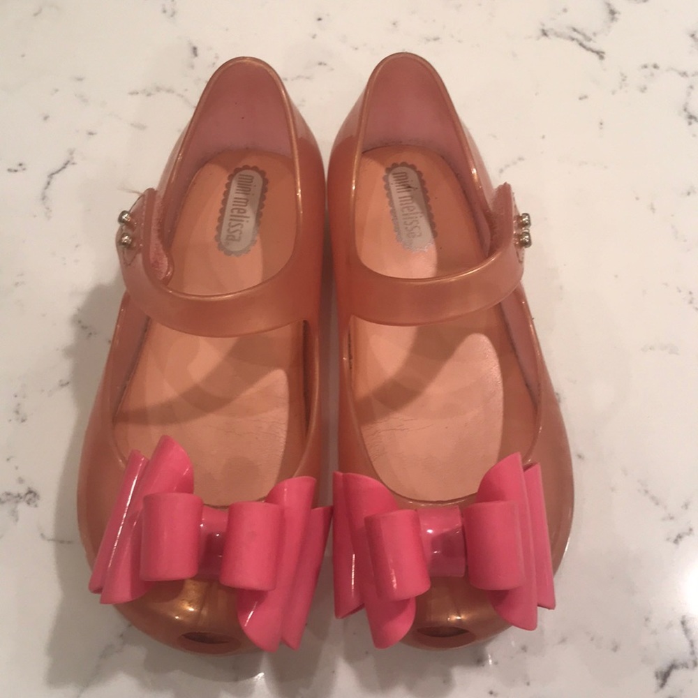 Pink bow Mini Melissa’s